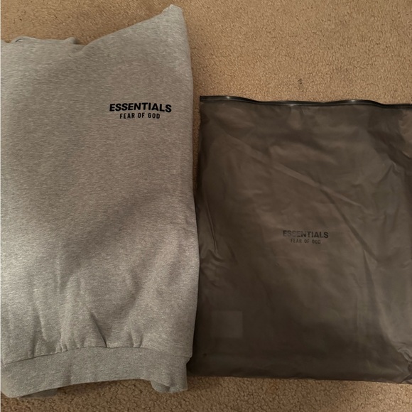 Fear of God Essentials Light Heather Gray Top